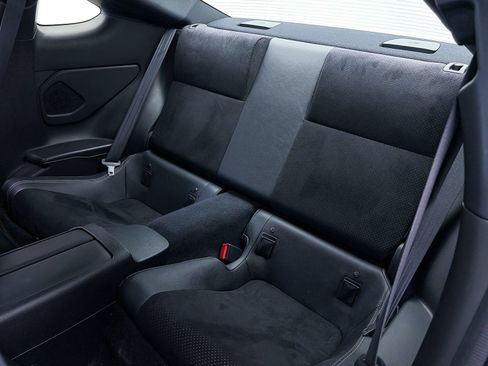 Used 2024 Toyota GR86 Premium RWD image 34