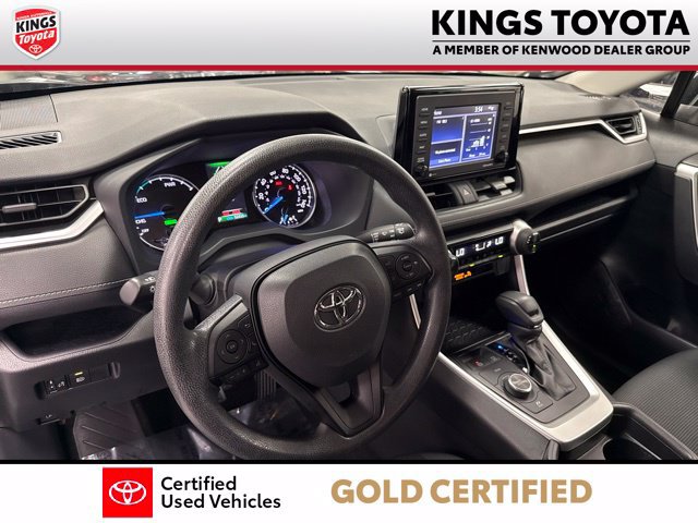 Certified 2021 Toyota RAV4 LE AWD/4WD image 17