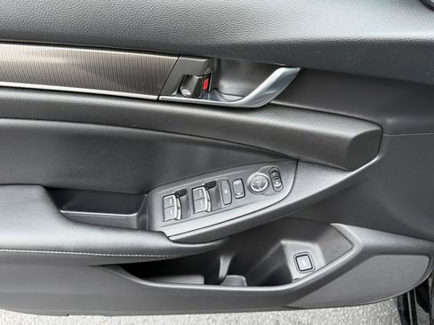 Used 2022 Honda Accord Sport image 14