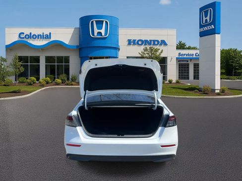 Used 2023 Honda Accord Sport image 40
