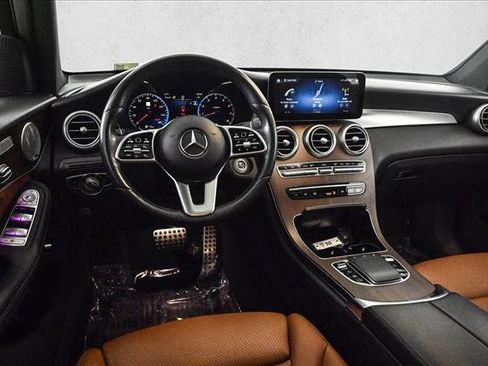 Used 2021 Mercedes-Benz GLC 300 4MATIC Coupe image 20
