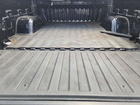 Used 2022 Chevrolet Silverado 1500 Custom RWD image 24