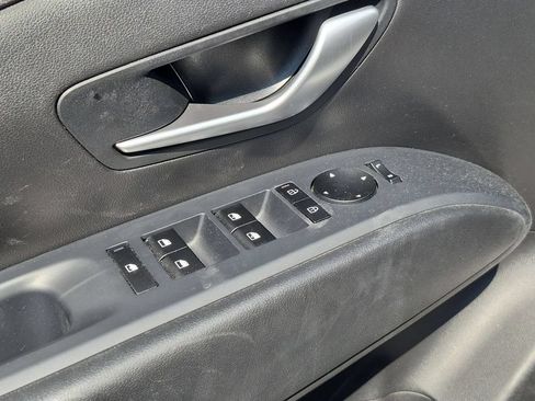 Used 2025 Hyundai Santa Cruz SEL FWD image 13