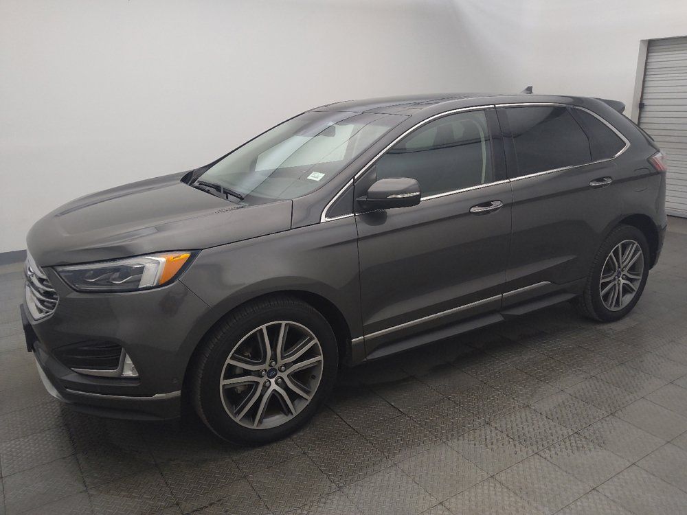 Used 2019 Ford Edge Titanium w/ Equipment Group 301A FWD image 2