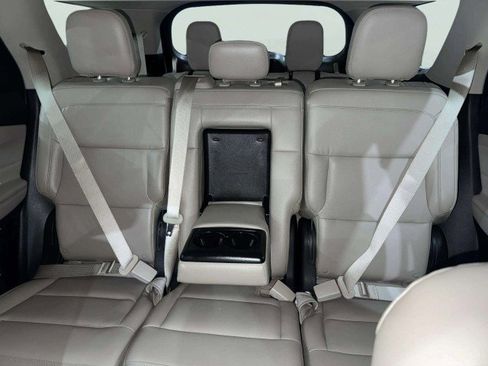 Used 2020 Ford Explorer XLT w/ Equipment Group 202A image 27