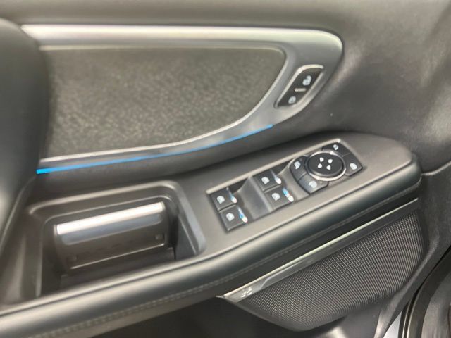 Used 2025 Ford Expedition Tremor AWD/4WD image 16