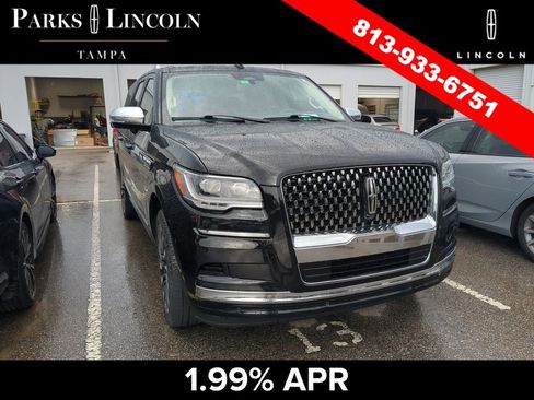 Used 2024 Lincoln Navigator L Black Label AWD/4WD image 3