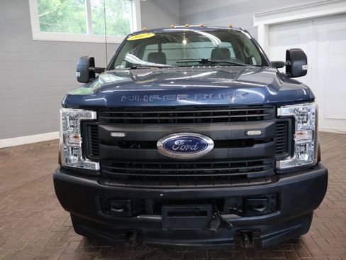 Used 2017 Ford F350 XL AWD/4WD image 2