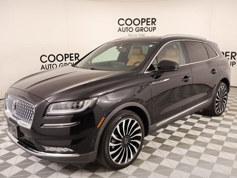 Used 2022 Lincoln Nautilus Black Label w/ Class II Trailer Tow Package image 10