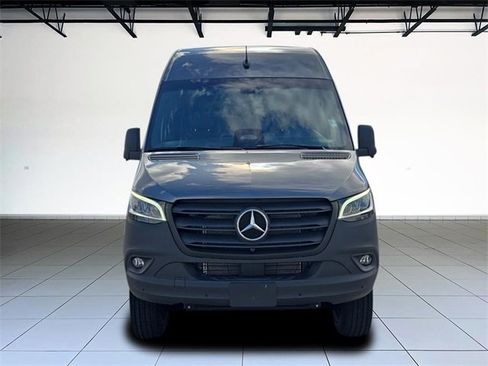 New 2026 Mercedes-Benz Sprinter 2500 image 2