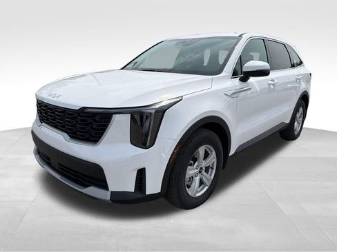 New 2026 Kia Sorento LX FWD image 3