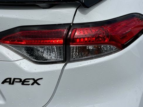 Used 2021 Toyota Corolla SE w/ Carpet Mat Package (TMS) image 25