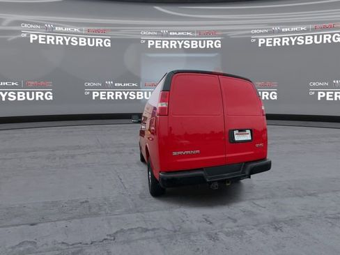 Used 2017 GMC Savana 2500 RWD image 6