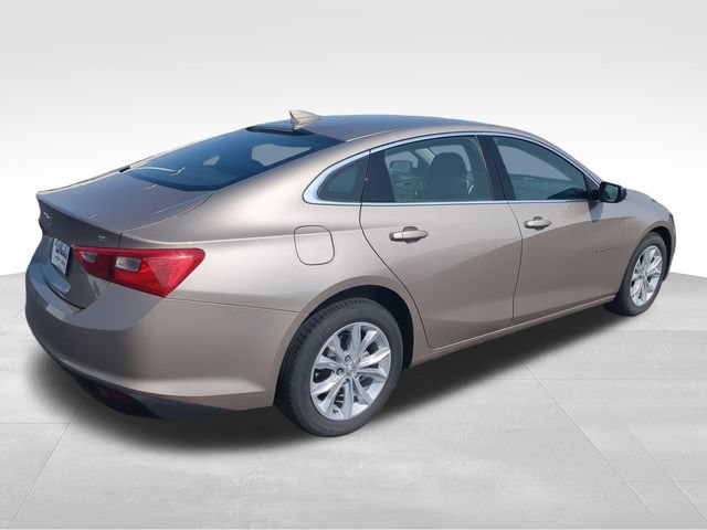 Used 2025 Chevrolet Malibu LT FWD image 6