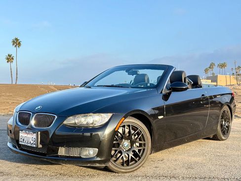 Used 2008 BMW 335i Convertible w/ Premium Pkg image 2