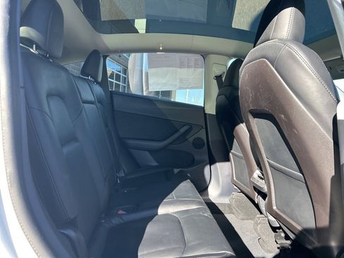 Used 2020 Tesla Model Y Performance image 29