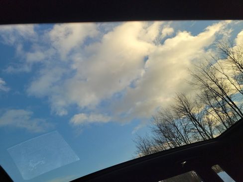 New 2025 Cadillac Lyriq Luxury image 27