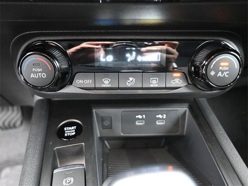 New 2026 Nissan Kicks SV w/ Illumination Package image 3