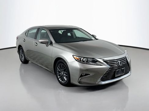 Used 2018 Lexus ES 350 w/ Premier Package FWD image 3