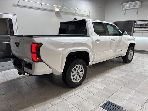 New 2026 Toyota Tacoma SR5 image 4