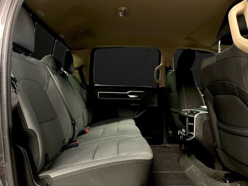 Used 2020 RAM 1500 Big Horn AWD/4WD image 17