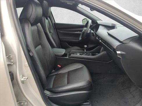 Used 2024 MAZDA MAZDA3 s image 21