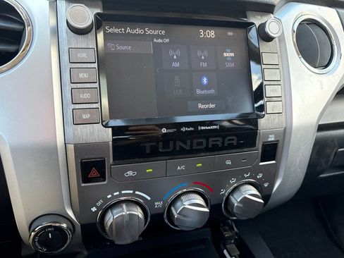 Used 2021 Toyota Tundra SR5 w/ SR5 Upgrade Package AWD/4WD image 15