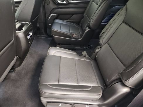 Used 2022 GMC Yukon Denali RWD image 31