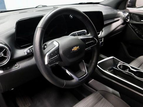 Used 2025 Chevrolet Equinox LT image 26