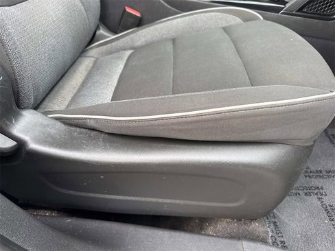 Used 2023 Chevrolet TrailBlazer LT w/ Convenience Package image 27