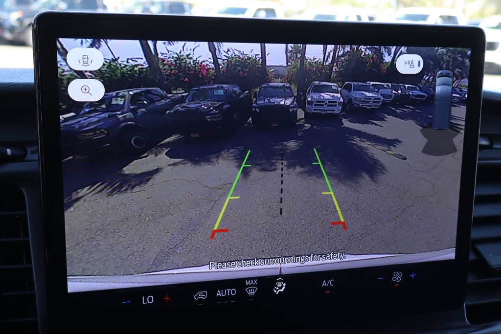 Used 2022 Ford E-Transit Medium Roof RWD image 35