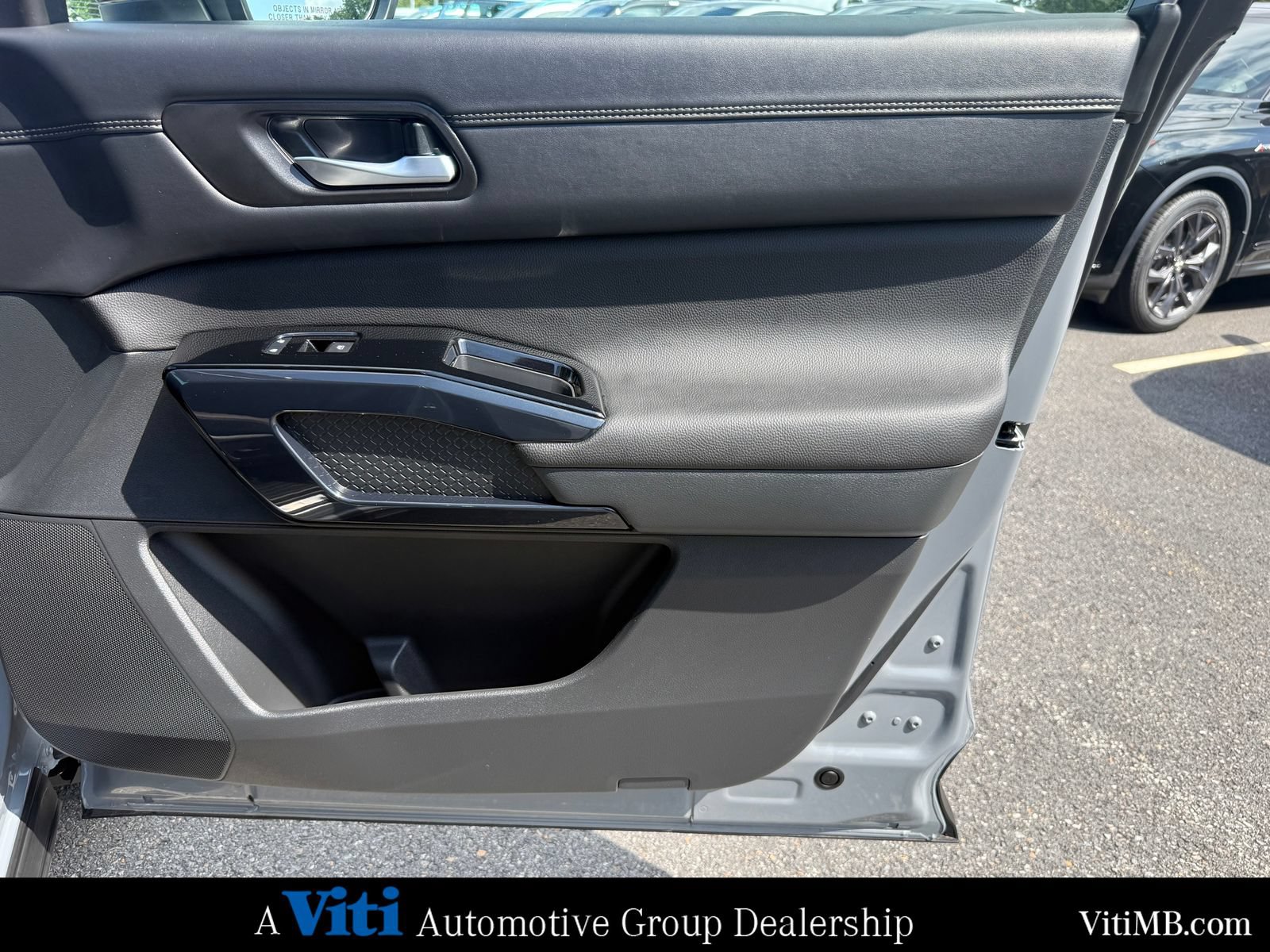 Used 2026 Nissan Pathfinder Platinum AWD/4WD image 29