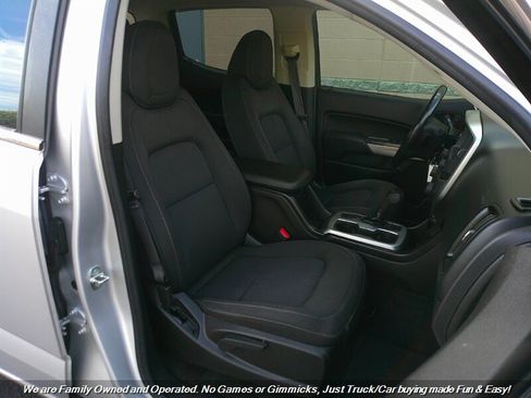 Used 2016 Chevrolet Colorado LT image 25