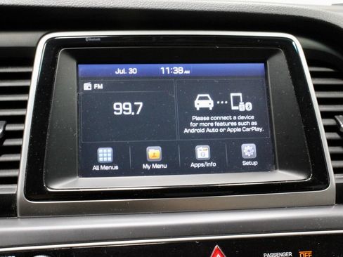 Used 2019 Hyundai Sonata SE FWD image 3