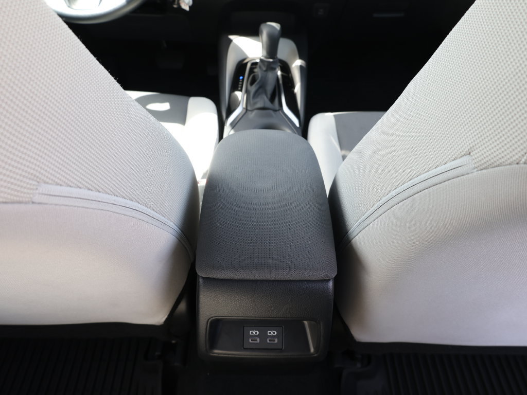 Used 2025 Toyota Corolla LE FWD image 22
