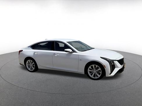 Used 2026 Cadillac CT5 Premium Luxury RWD image 2