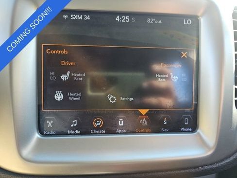 Used 2017 Jeep Compass Latitude w/ Popular Equipment Group AWD/4WD image 16