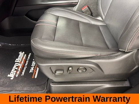 Used 2022 Chevrolet Tahoe RST w/ Luxury Package image 12