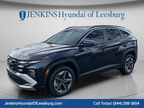 Certified 2025 Hyundai Tucson SEL AWD/4WD image 11
