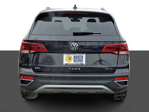 Used 2023 Volkswagen Taos SEL image 5