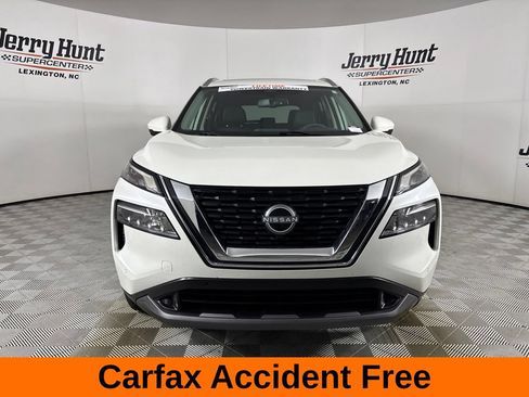 Used 2023 Nissan Rogue SL w/ SL Premium Package FWD image 3