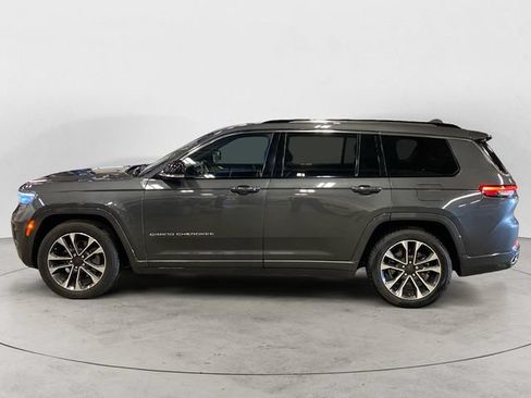 Used 2022 Jeep Grand Cherokee L Overland w/ Luxury Tech Group IV AWD/4WD image 8