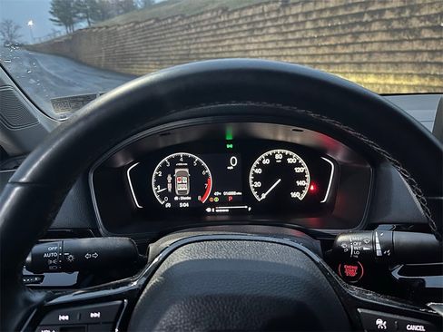 Used 2023 Honda Civic EX image 10