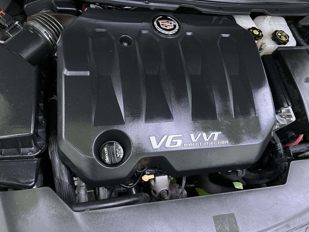 Used 2013 Cadillac XTS Platinum FWD image 17