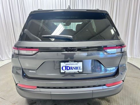 New 2026 Jeep Grand Cherokee Limited AWD/4WD image 29
