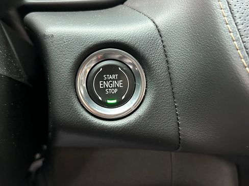 Used 2022 GMC Yukon AT4 AWD/4WD image 29