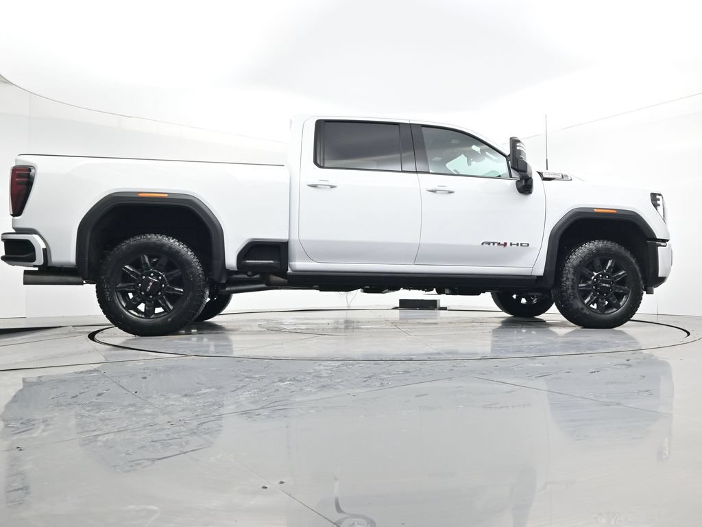 Used 2026 GMC Sierra 3500 AT4 w/ AT4 Premium Plus Package AWD/4WD image 34