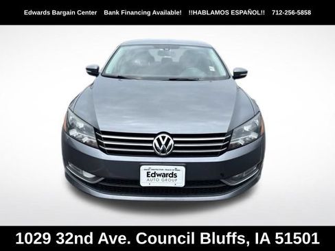 Used 2015 Volkswagen Passat 1.8T S FWD image 2