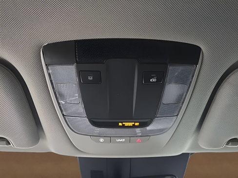 Used 2021 Kia Sorento S FWD image 29