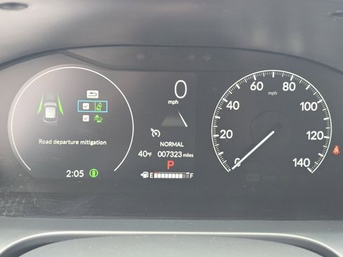 Used 2025 Honda HR-V LX image 30